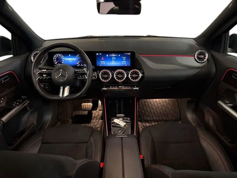 Mercedes-Benz GLA SUV usata a Prato (9)