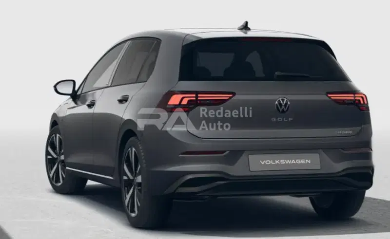 Volkswagen Golf nuova a Lecco (3)