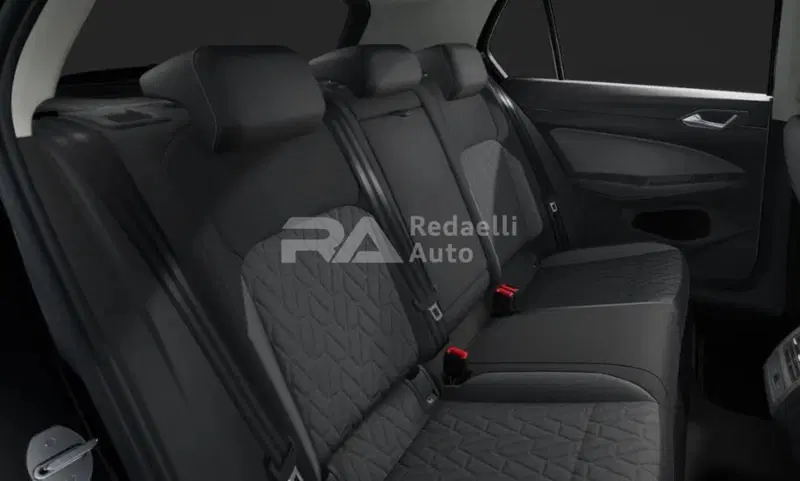 Volkswagen Golf nuova a Lecco (7)