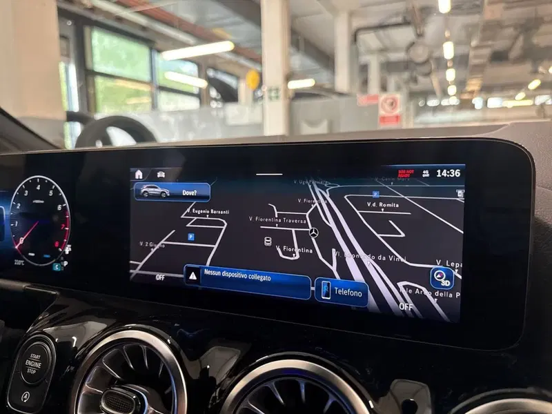 Mercedes-Benz GLA SUV usata a Prato (12)