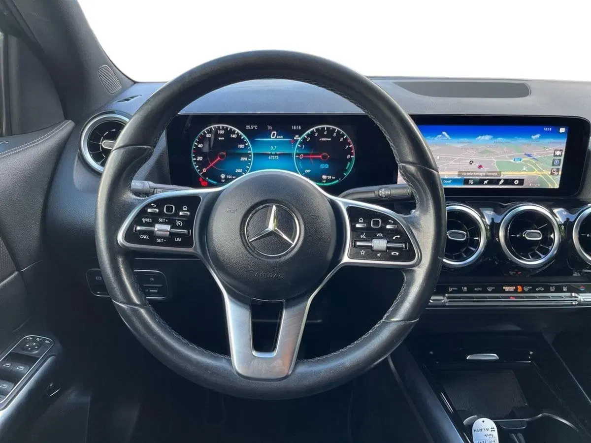 Mercedes-Benz GLA SUV usata a Firenze (11)