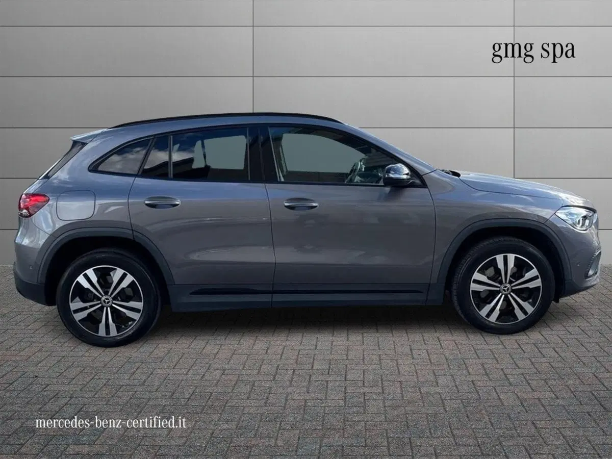 Mercedes-Benz GLA SUV usata a Firenze (5)