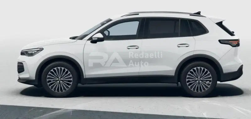 Volkswagen Tiguan nuova a Lecco (2)