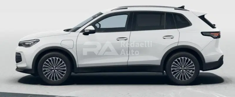 Volkswagen Tiguan nuova a Lecco (2)