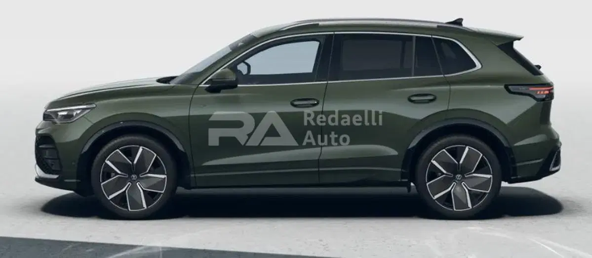 Volkswagen Tiguan nuova a Lecco (2)