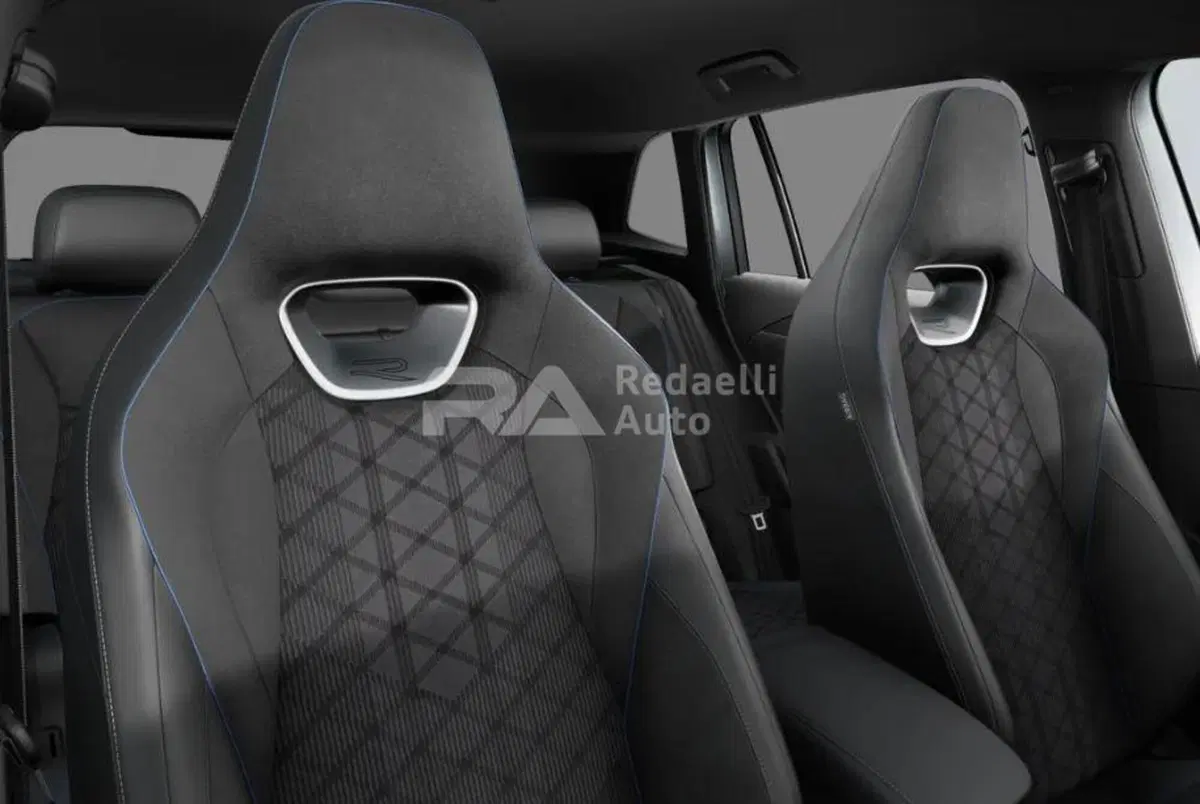 Volkswagen Tiguan nuova a Lecco (6)