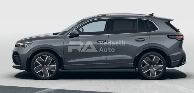 Volkswagen Tiguan nuova a Lecco (2)
