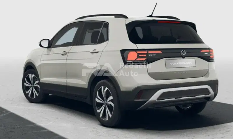Volkswagen T-Cross nuova a Lecco (3)
