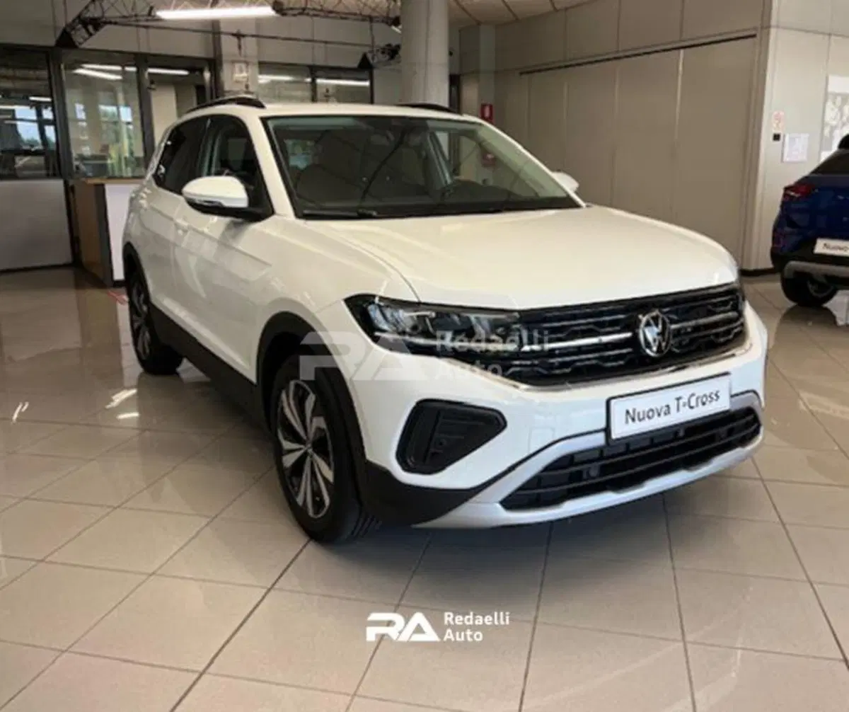 Volkswagen T-Cross nuova a Lecco (3)