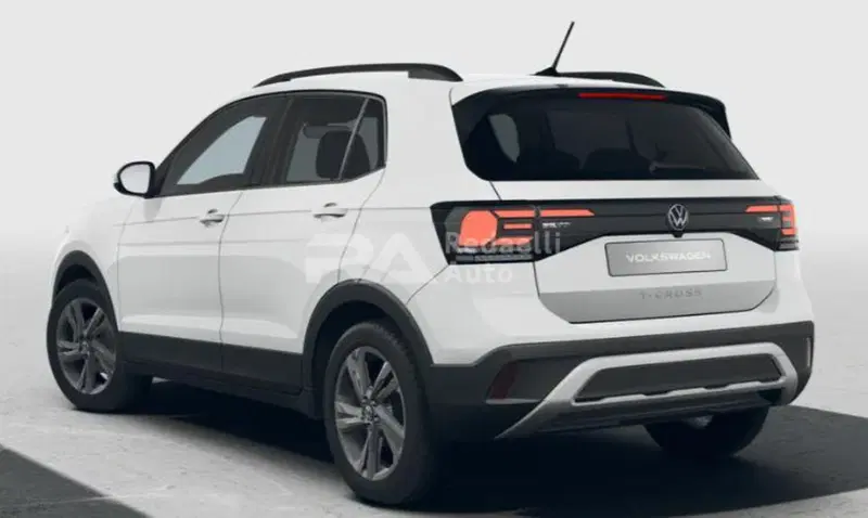 Volkswagen T-Cross nuova a Lecco (3)