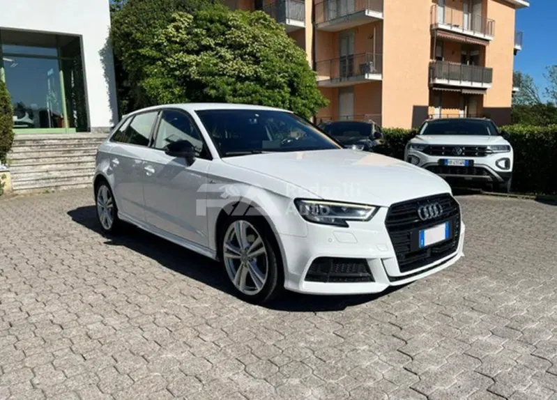 Audi A3 Sportback usata a Lecco (3)