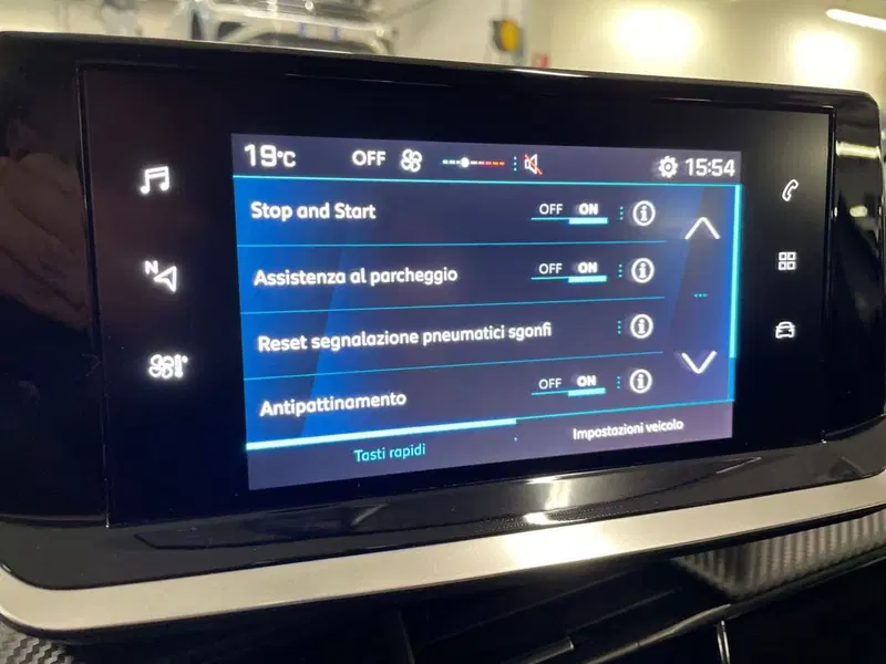 Peugeot 208 usata a Firenze (19)
