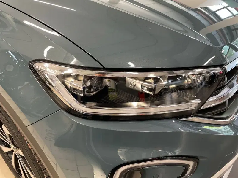 Volkswagen T-Roc usata a Prato (7)