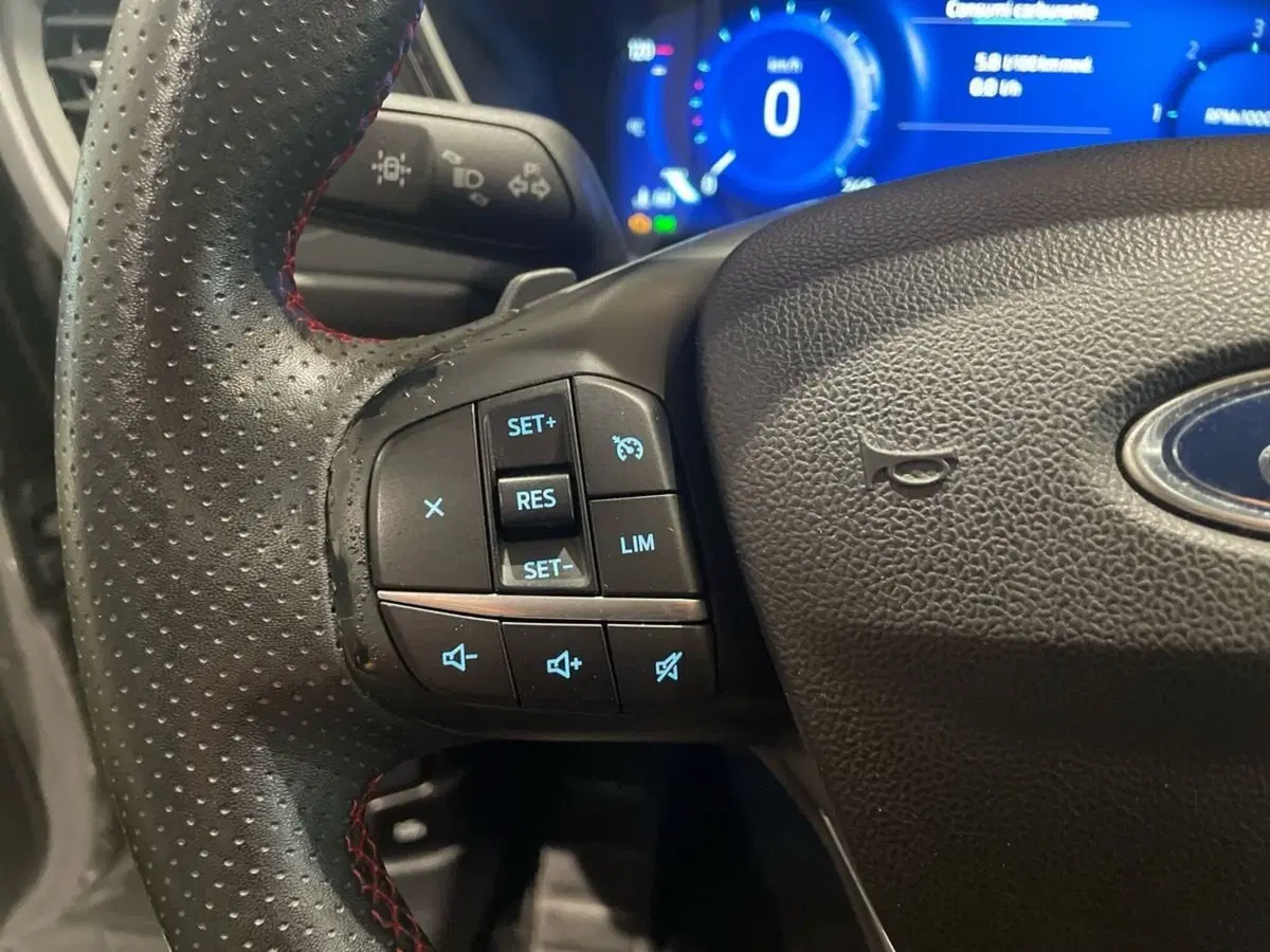 Ford Kuga usata a Firenze (16)