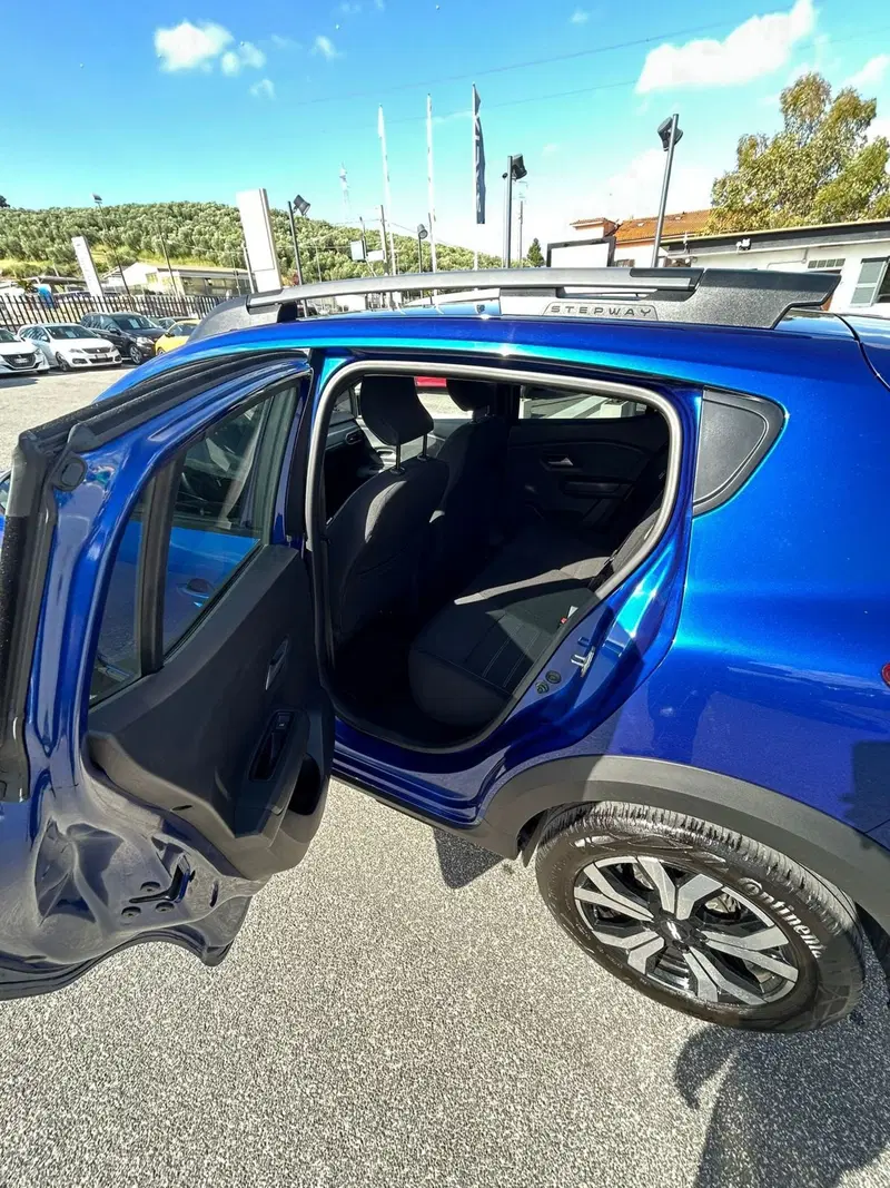 Dacia Sandero Stepway usata a Roma (5)