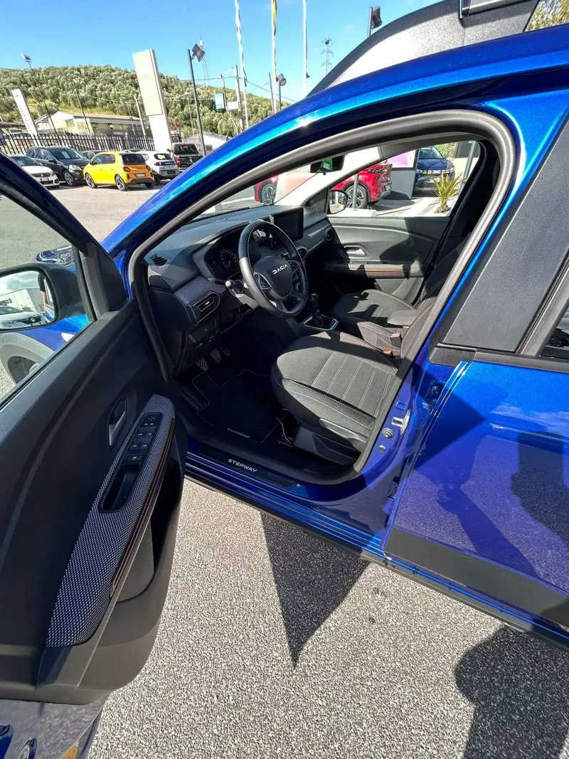 Dacia Sandero Stepway usata a Roma (8)
