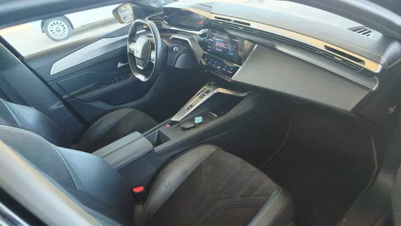 Peugeot 408 usata a Firenze (11)