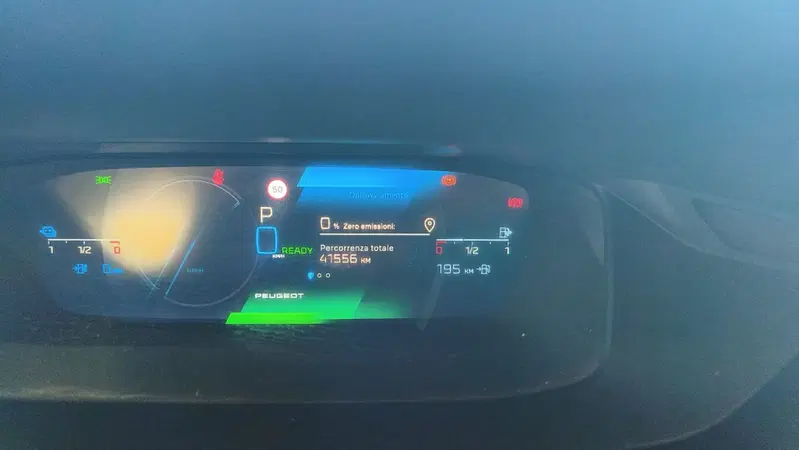 Peugeot 408 usata a Firenze (2)