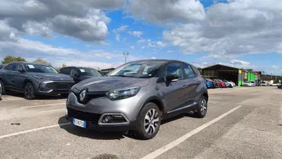 Renault Captur dCi 8V 90 CV EDC Start&amp;Stop Energy Zen del 2016 usata a Empoli