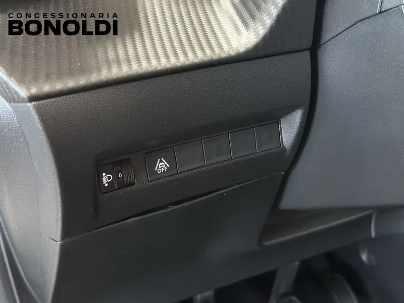 Peugeot 208 usata a Brescia (6)