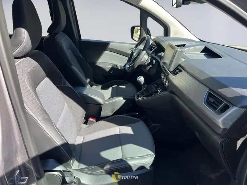 Renault Kangoo usata a Milano (11)