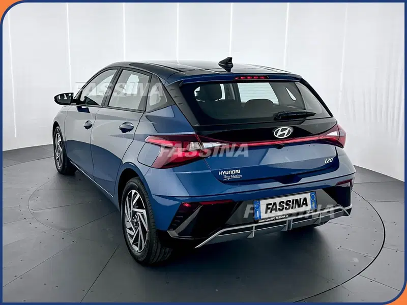 Hyundai i20 nuova a Milano (4)