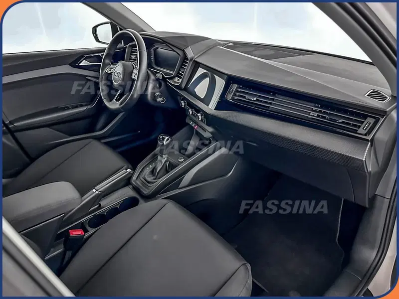 Audi A1 allstreet usata a Milano (13)