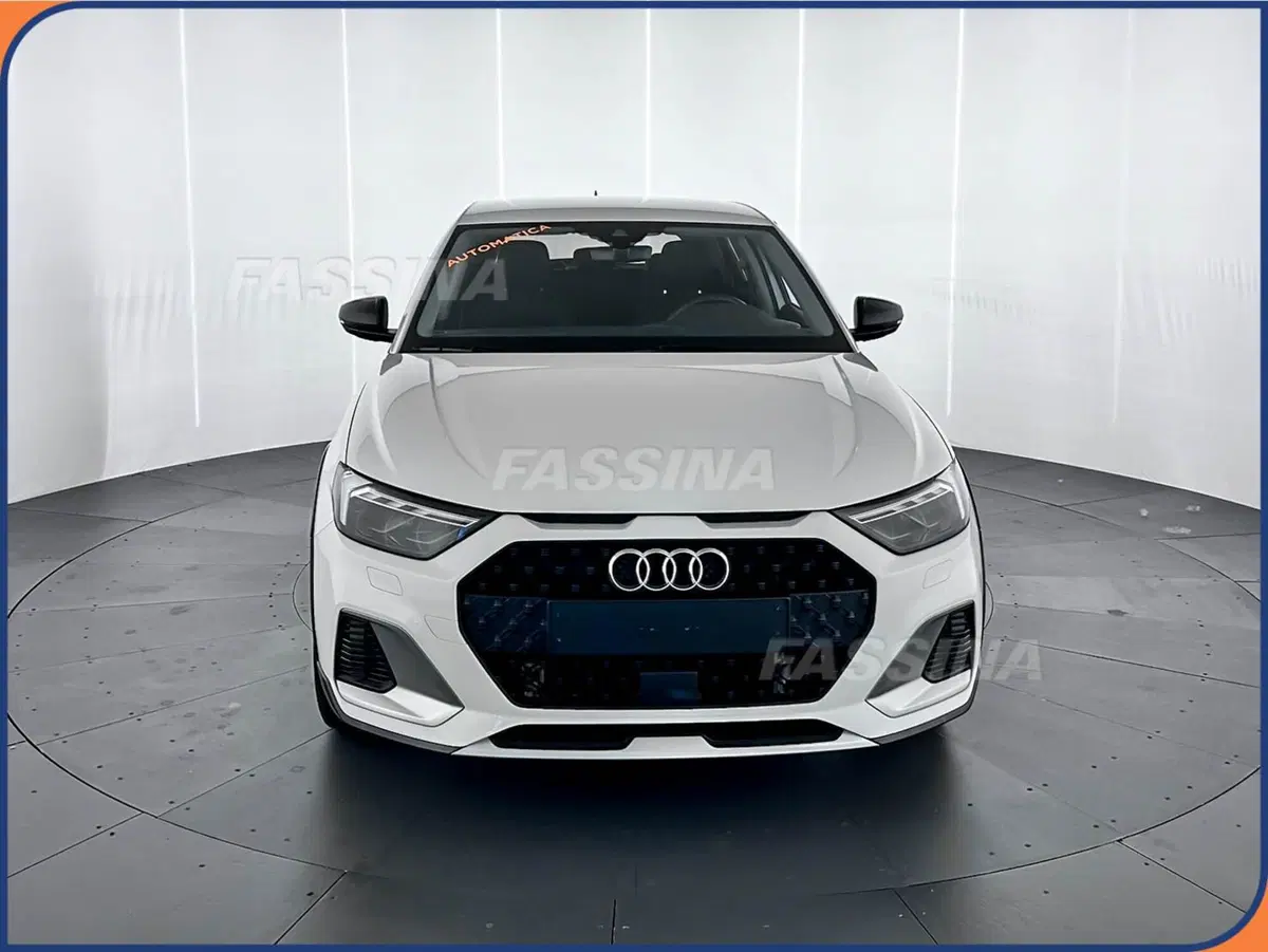 Audi A1 allstreet usata a Milano (2)