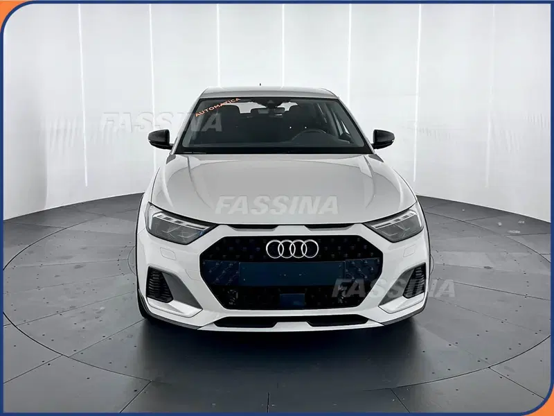 Audi A1 allstreet usata a Milano (2)