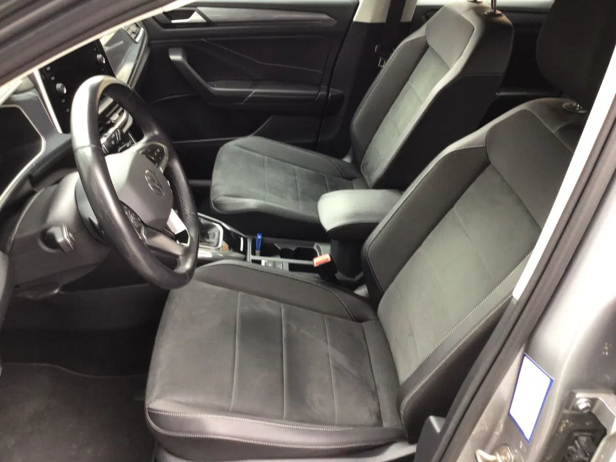 Volkswagen T-Roc usata a Genova (12)