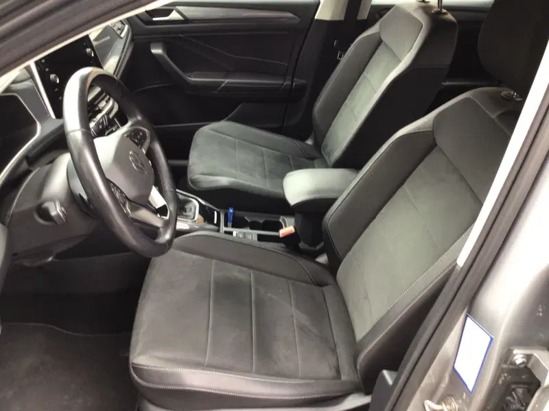 Volkswagen T-Roc usata a Genova (12)