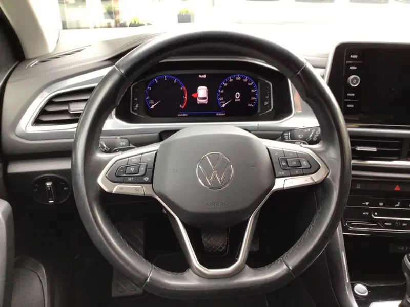 Volkswagen T-Roc usata a Genova (13)