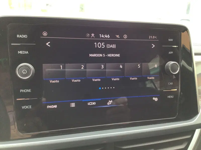 Volkswagen T-Roc usata a Genova (15)