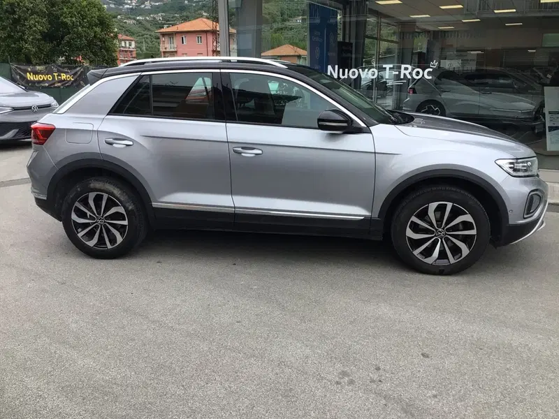 Volkswagen T-Roc usata a Genova (4)