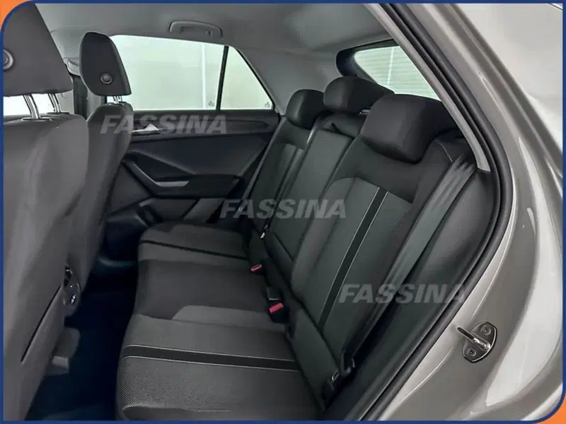 Volkswagen T-Roc usata a Milano (10)