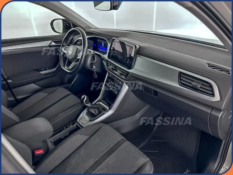 Volkswagen T-Roc usata a Milano (12)