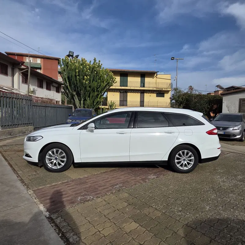 Ford Mondeo Station Wagon usata a Catania (2)