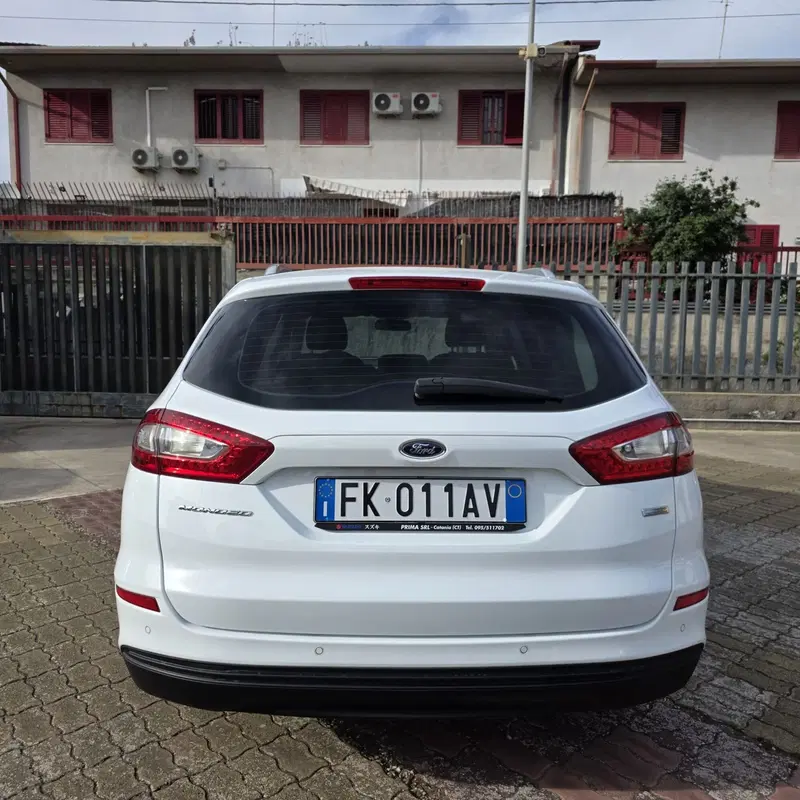 Ford Mondeo Station Wagon usata a Catania (8)