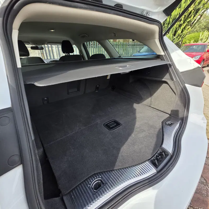 Ford Mondeo Station Wagon usata a Catania (9)