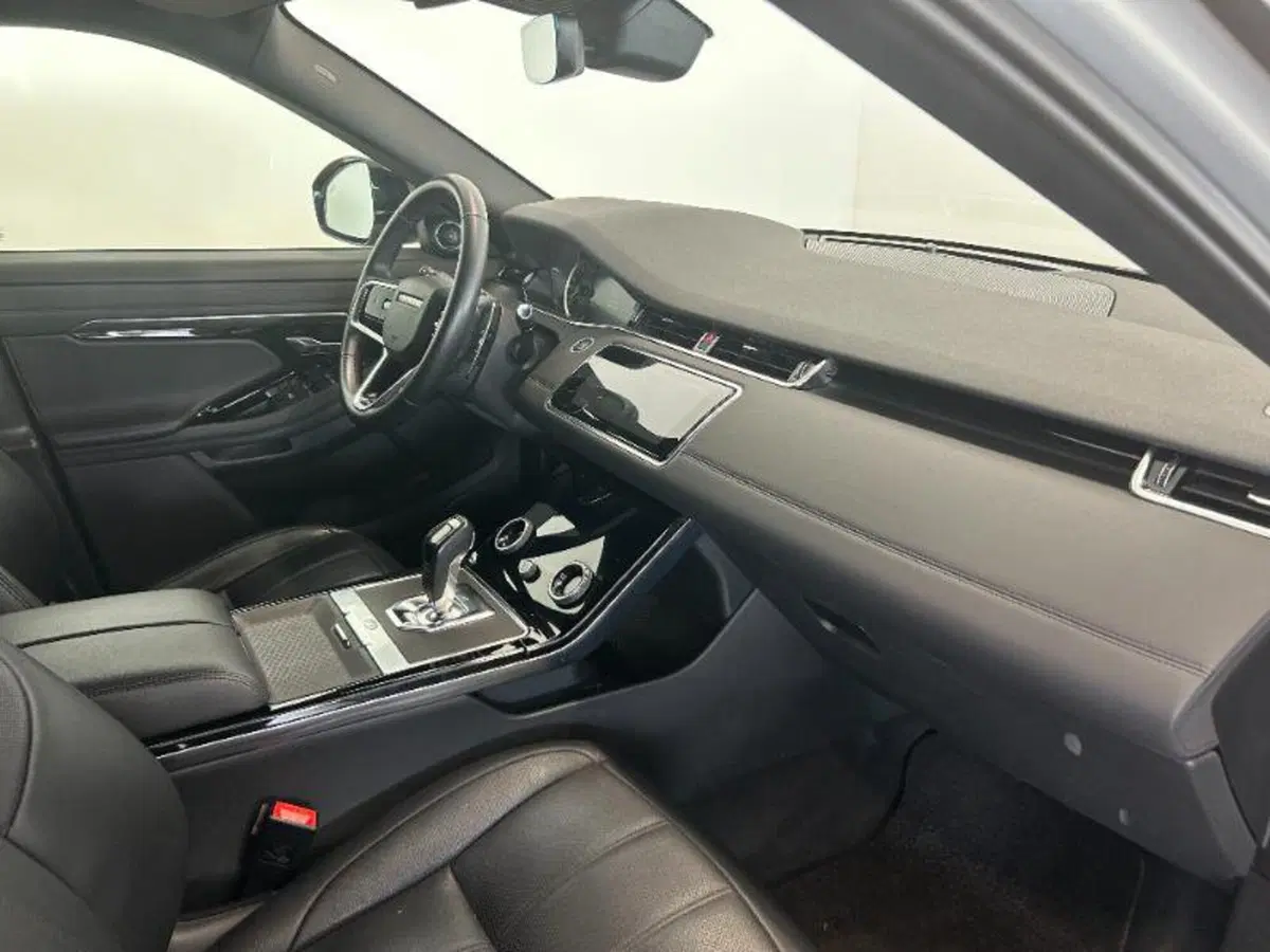 Land Rover Range Rover Evoque usata a Venezia (13)