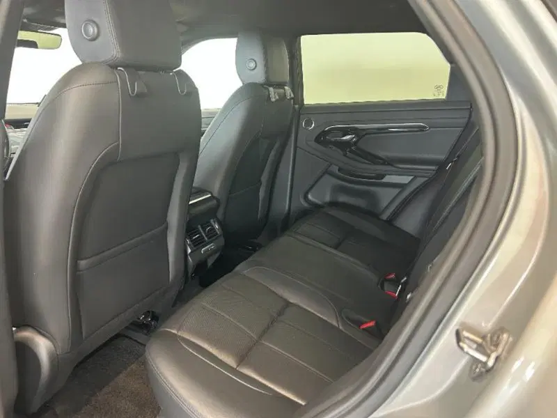 Land Rover Range Rover Evoque usata a Venezia (19)