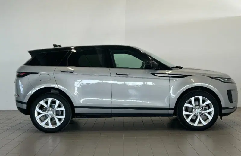 Land Rover Range Rover Evoque usata a Venezia (7)