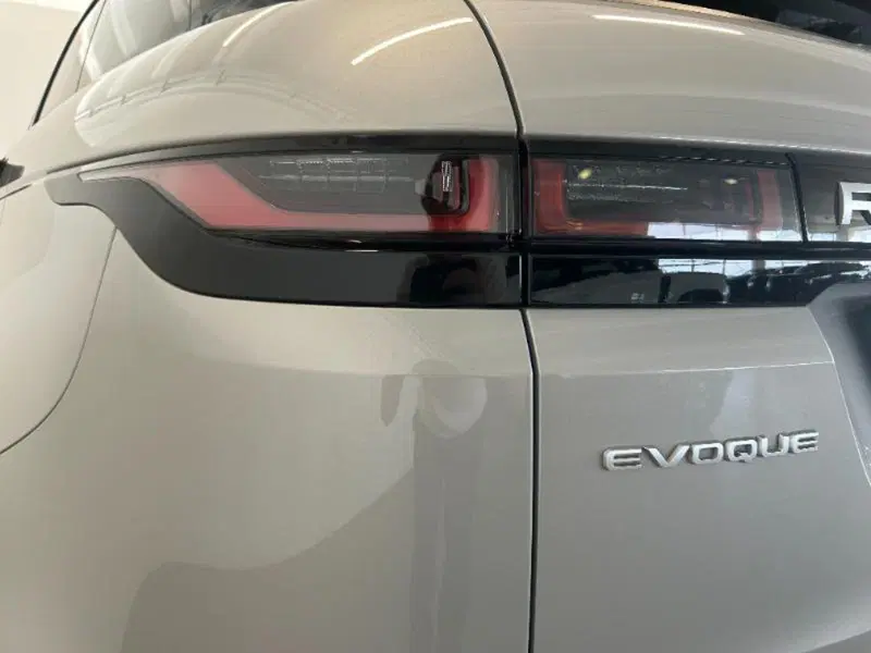 Land Rover Range Rover Evoque usata a Venezia (8)