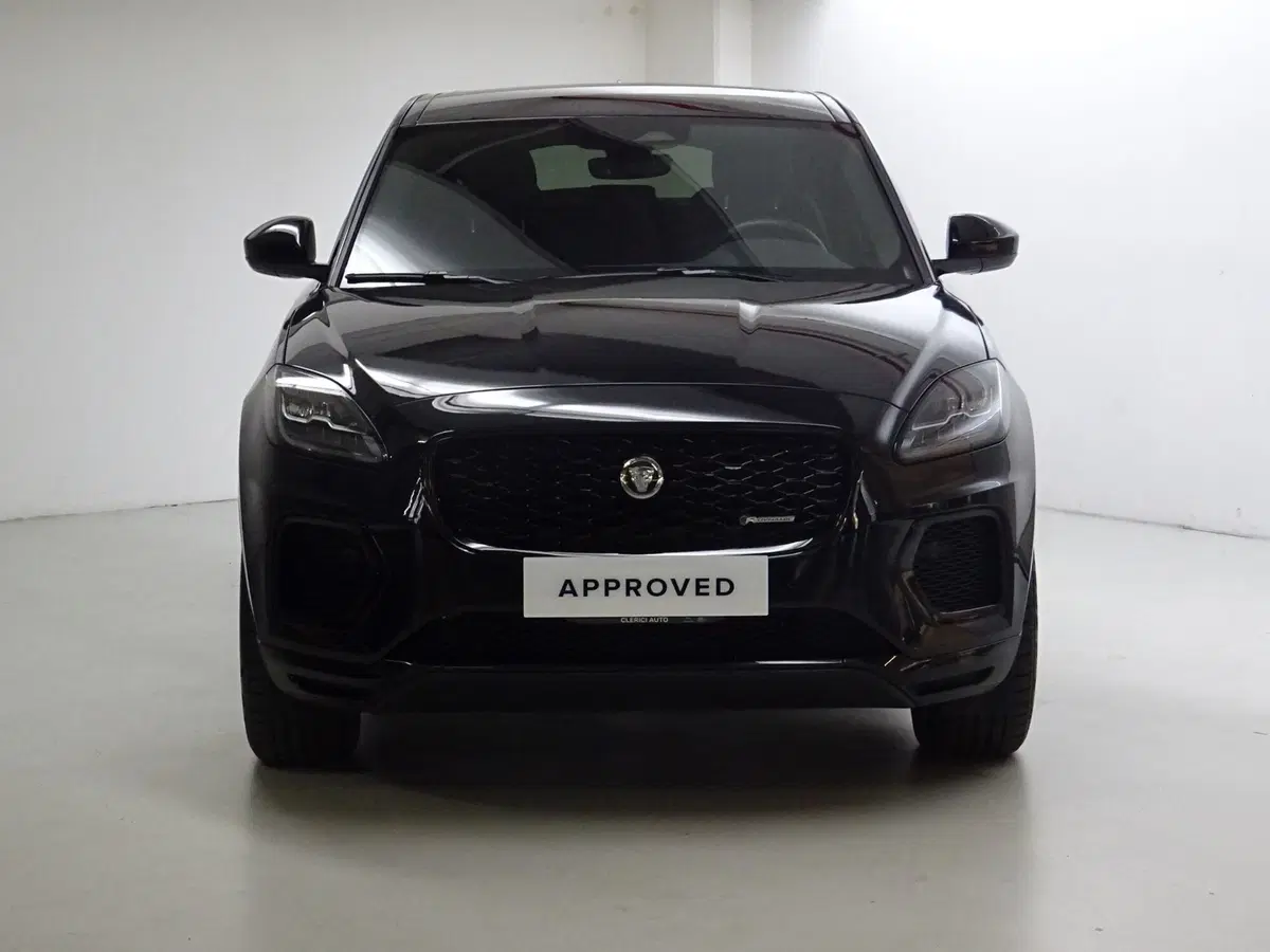 Jaguar E-Pace usata a Como (8)