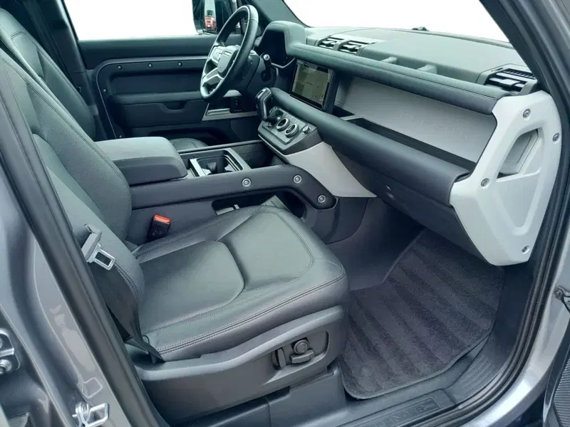 Land Rover Defender usata a Cuneo (3)