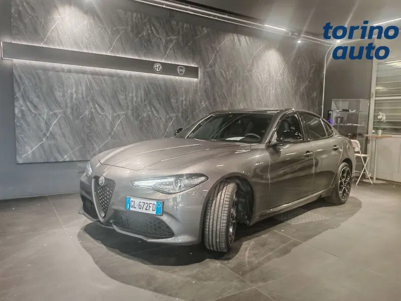 Alfa Romeo Giulia usata a Torino (2)