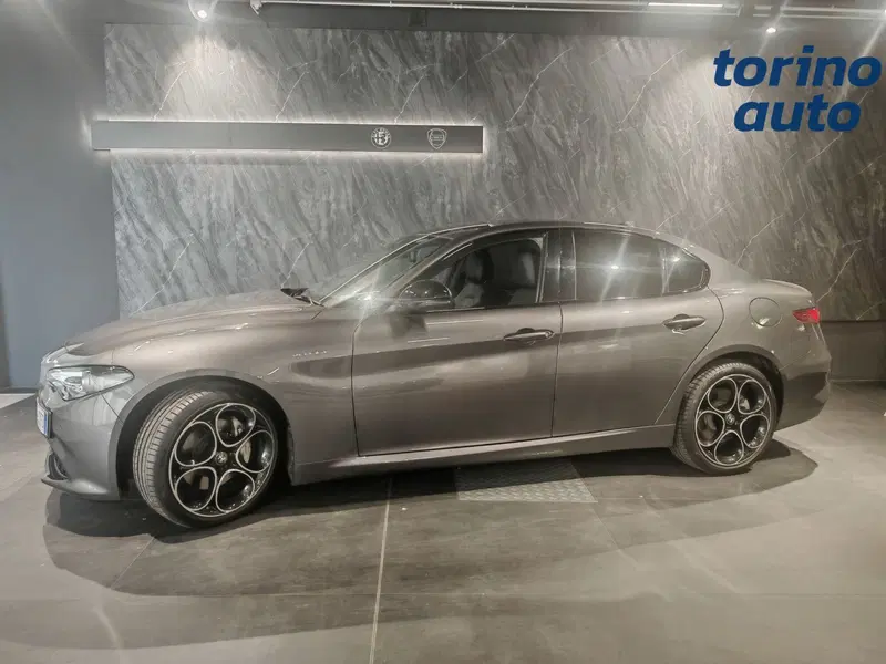 Alfa Romeo Giulia usata a Torino (3)