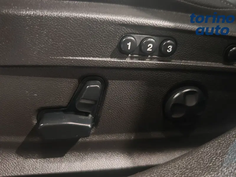 Alfa Romeo Giulia usata a Torino (9)