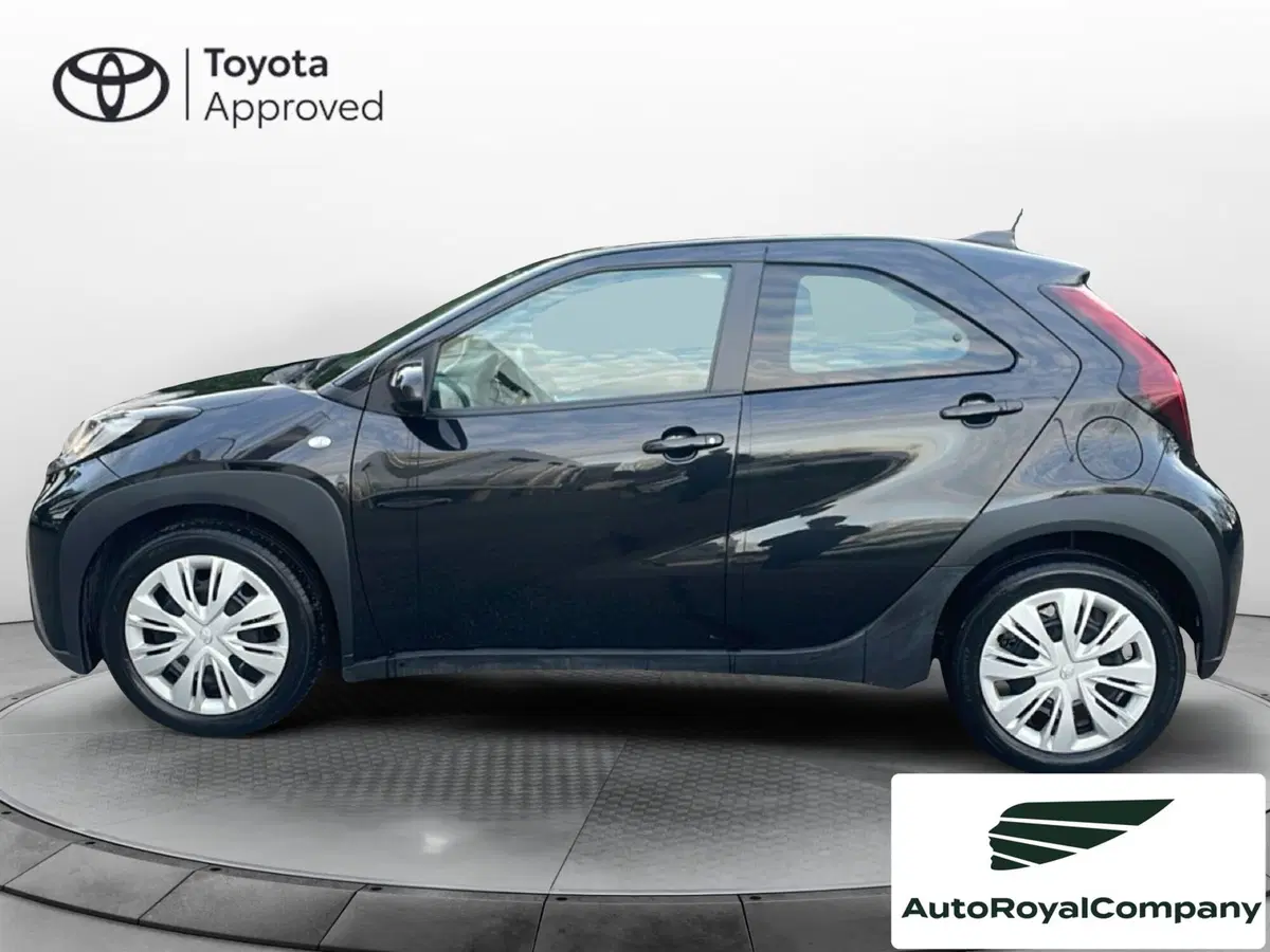 Toyota Aygo X nuova a Roma (2)