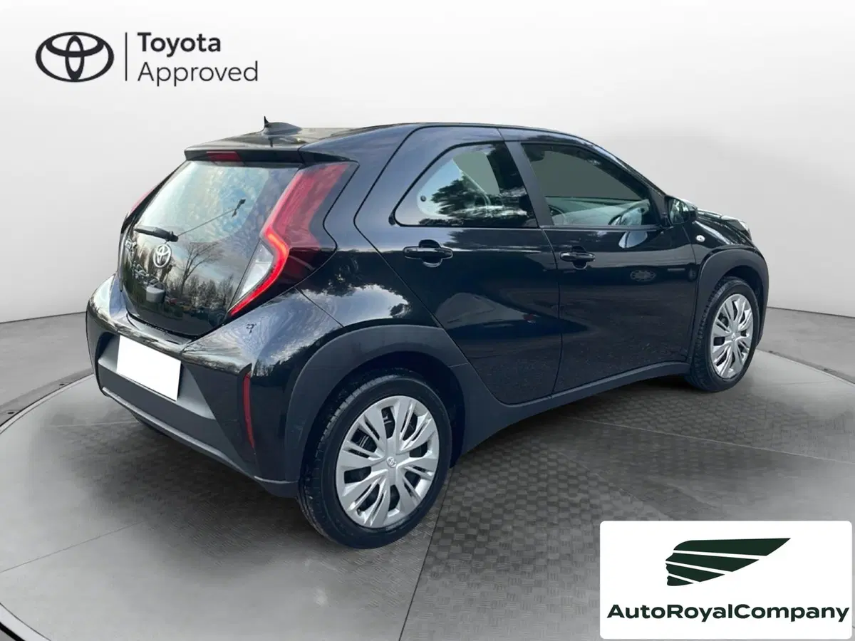 Toyota Aygo X nuova a Roma (5)